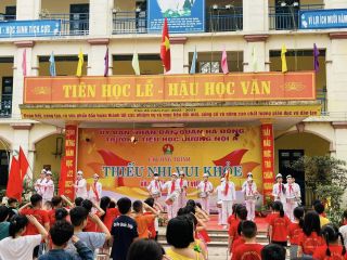 Thiếu nhi vui khỏe - Lễ kết nạp đội viên