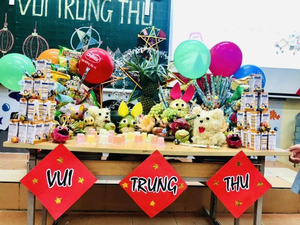 MÙA TRĂNG YÊU THƯƠNG