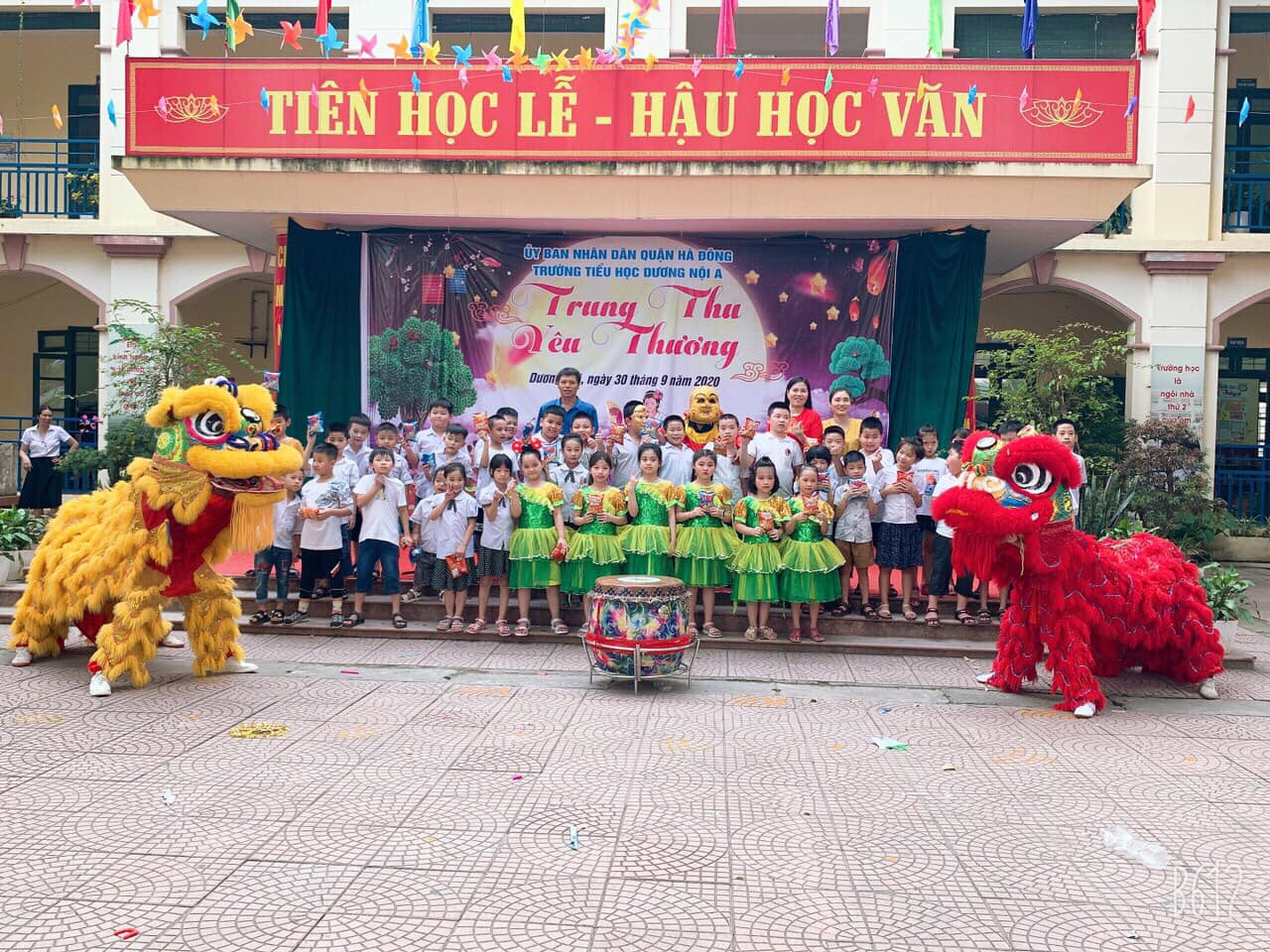 Hình ảnh các bạn học sinh lớp 3